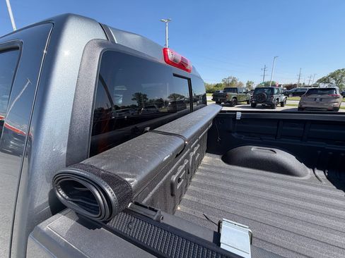 Certified 2022 GMC Canyon Elevation w/ Elevation Premium Package AWD/4WD image 14