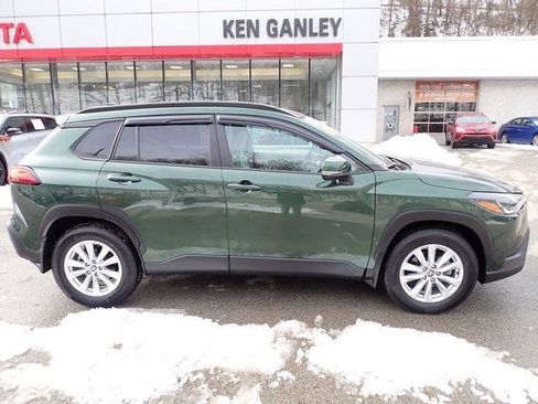 Certified 2023 Toyota Corolla Cross LE image 2