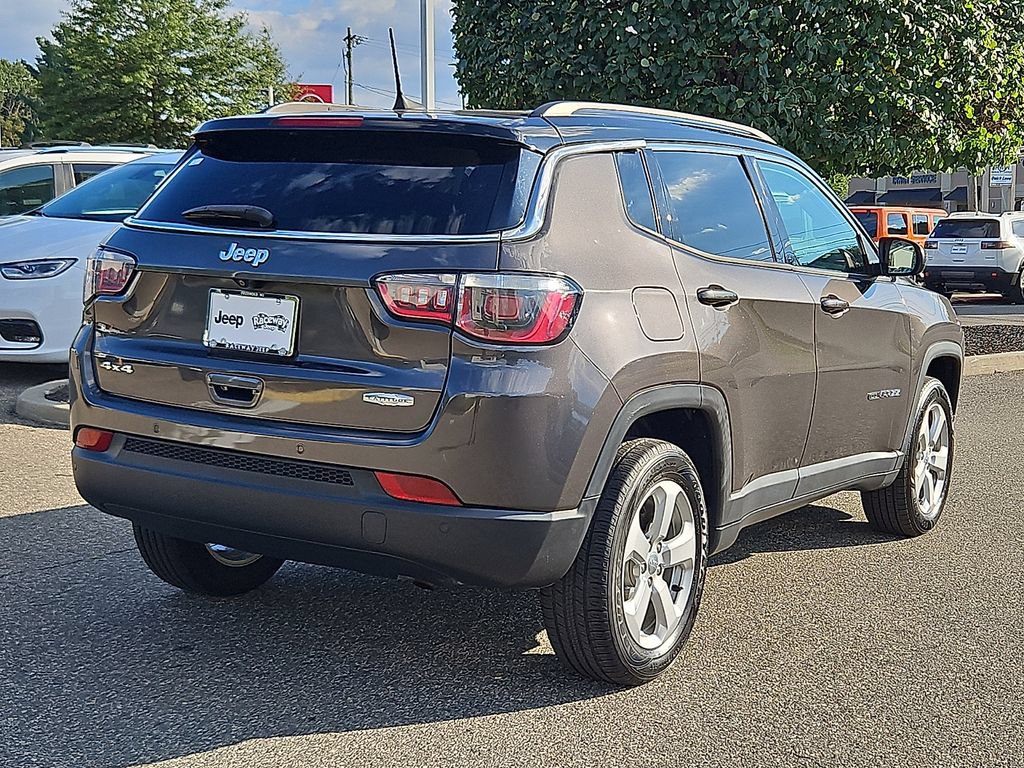 Used 2018 Jeep Compass Latitude w/ Popular Equipment Group AWD/4WD image 6