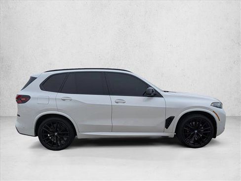 Certified 2025 BMW X5 M60i image 4