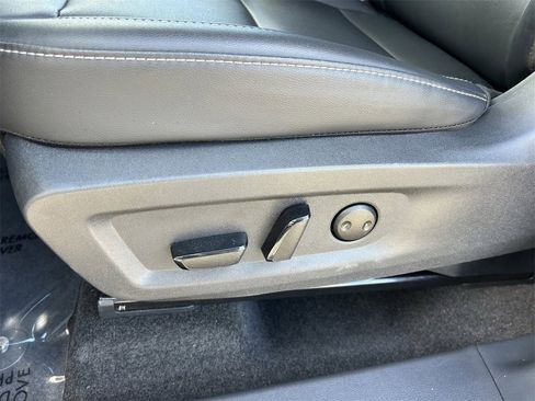 Certified 2025 Nissan Murano SV image 28