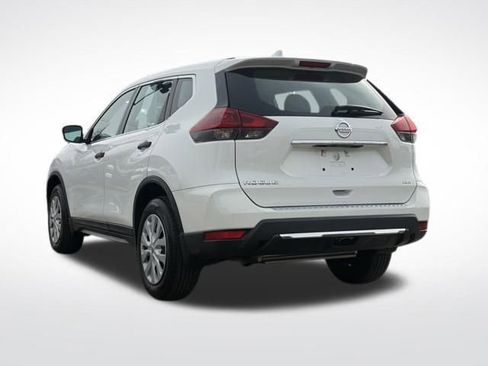 Used 2018 Nissan Rogue S image 18