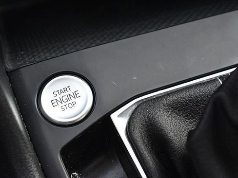 Used 2022 Volkswagen Taos SE image 22