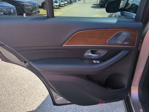 Used 2023 Mercedes-Benz GLE 350 4MATIC image 29