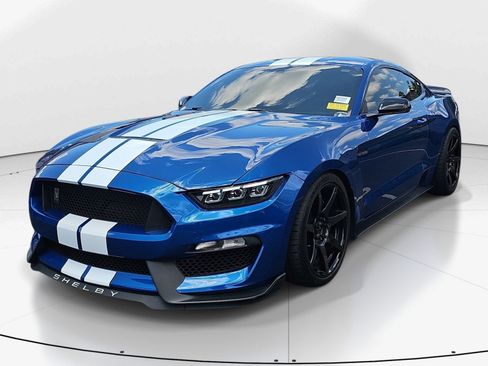 Used 2017 Ford Mustang Shelby GT350 RWD image 7