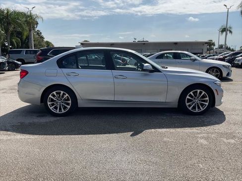 Used 2016 BMW 320i xDrive Sedan AWD/4WD image 13