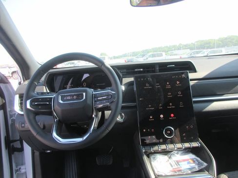 New 2027 GMC Terrain Elevation w/ Black Edition FWD image 13
