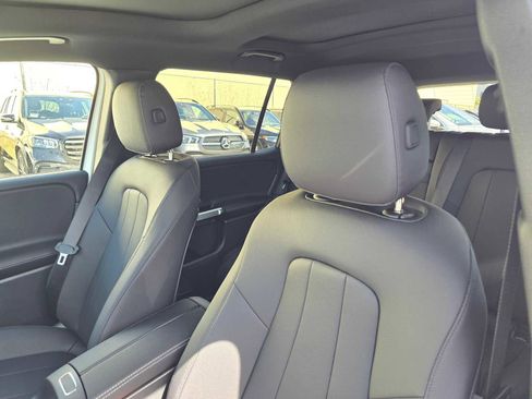 New 2026 Mercedes-Benz GLB 250 image 25