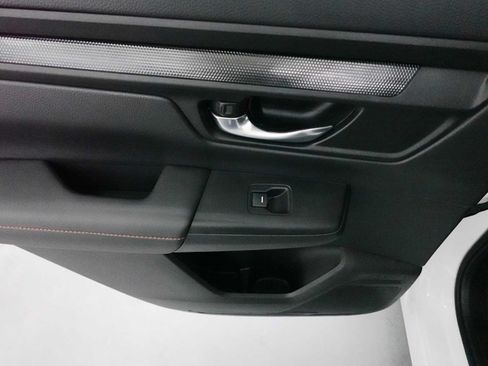 Used 2025 Honda CR-V Sport image 25