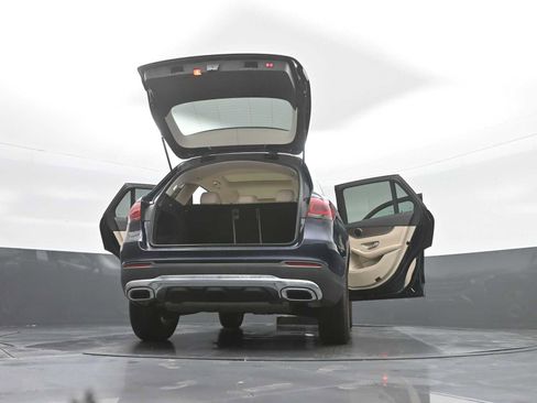 Used 2022 Mercedes-Benz GLC 300 4MATIC image 41