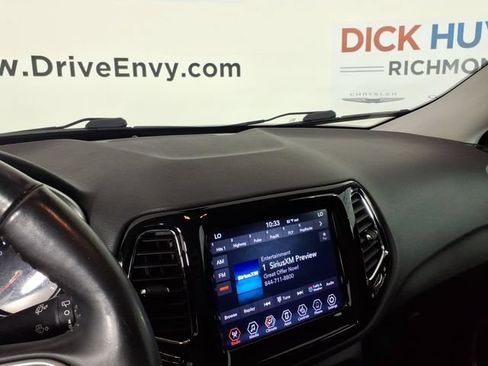 Used 2020 Jeep Compass Limited AWD/4WD image 22