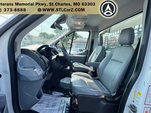 Used 2019 Ford Transit 250 138 RWD image 9