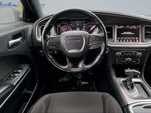 Used 2019 Dodge Charger SXT w/ Cold Weather Package AWD/4WD image 14