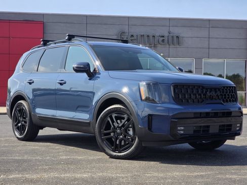 Used 2025 Kia Telluride SX X-Line AWD/4WD image 2