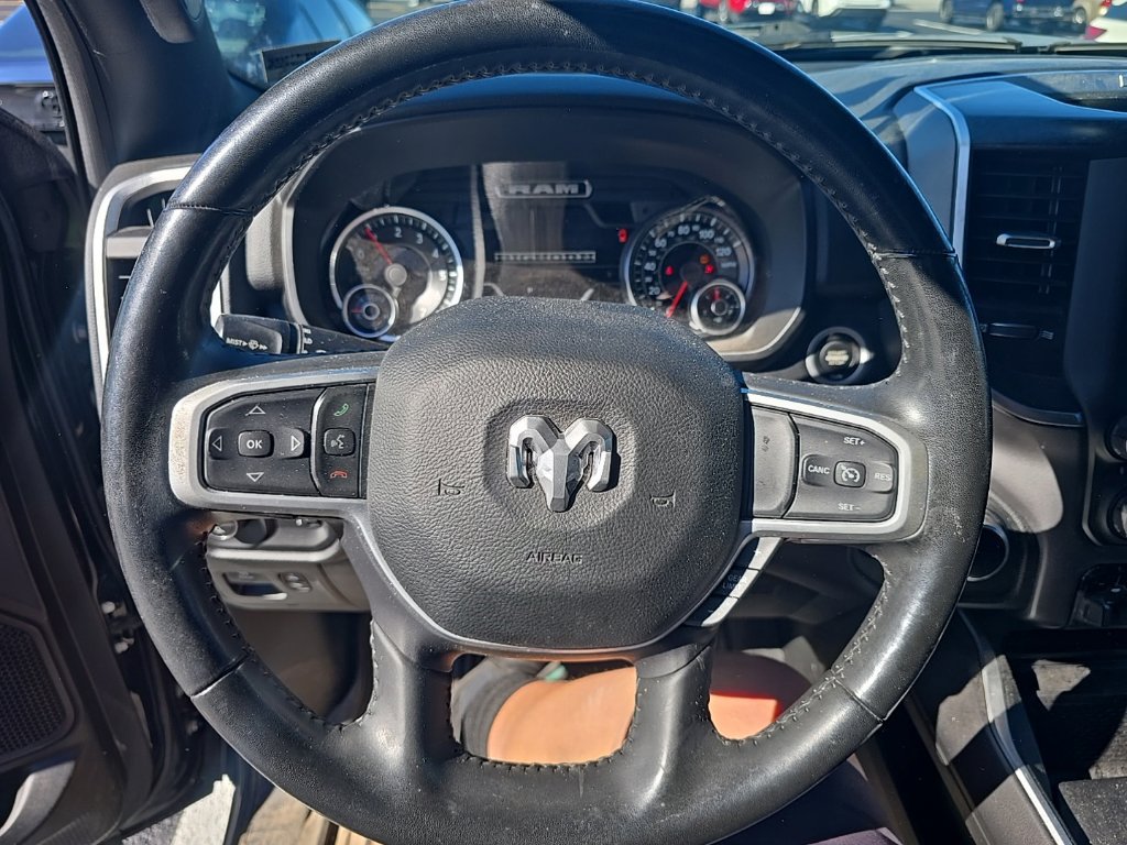 Used 2022 RAM 1500 Big Horn AWD/4WD image 14