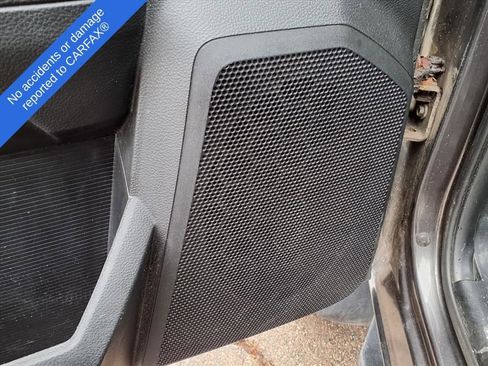 Used 2018 RAM 3500 Tradesman w/ Chrome Appearance Group image 17