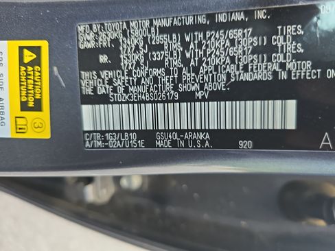 Used 2011 Toyota Highlander SE w/ Tow Pkg FWD image 36