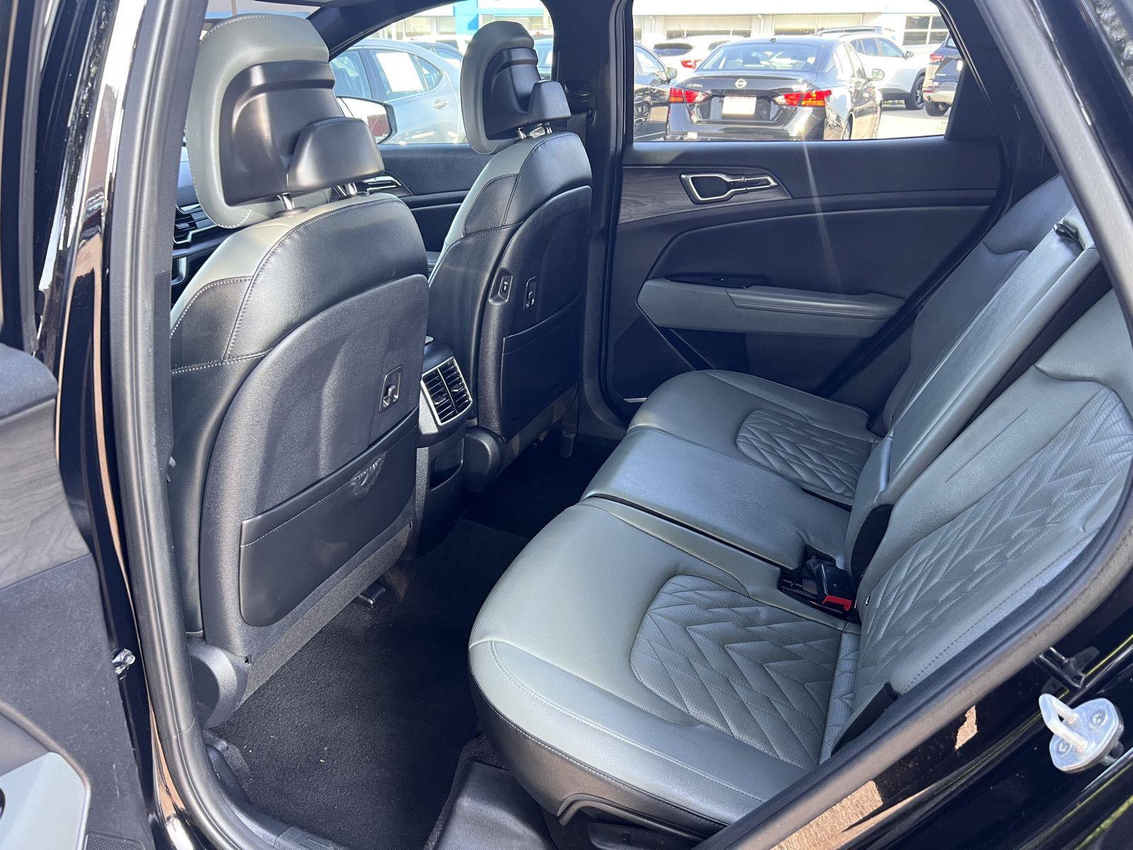 Used 2023 Kia Sportage X-Line w/ X-Line Premium Package AWD/4WD image 19