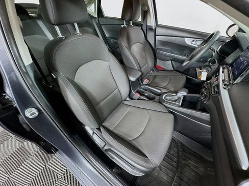 Certified 2023 Kia Forte LXS image 25