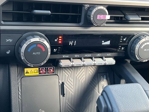 New 2026 Toyota 4Runner TRD Off-Road Premium image 18