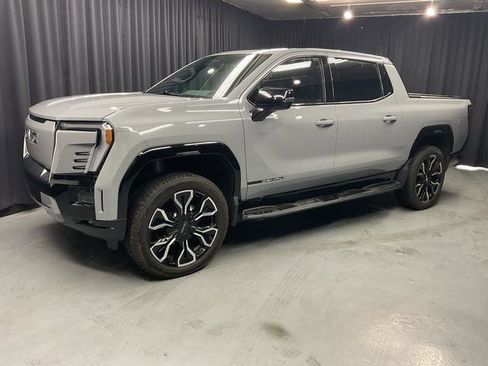 Used 2024 GMC Sierra EV Denali image 1