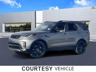 New 2025 Land Rover Discovery Dynamic SE