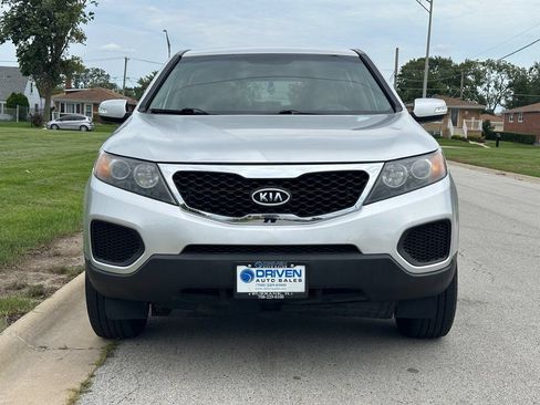Used 2013 Kia Sorento LX FWD image 3