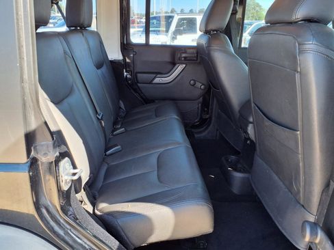 Used 2016 Jeep Wrangler Unlimited Sport image 18