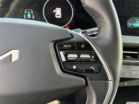Used 2022 Kia EV6 Wind w/ Wind Technology Package image 24