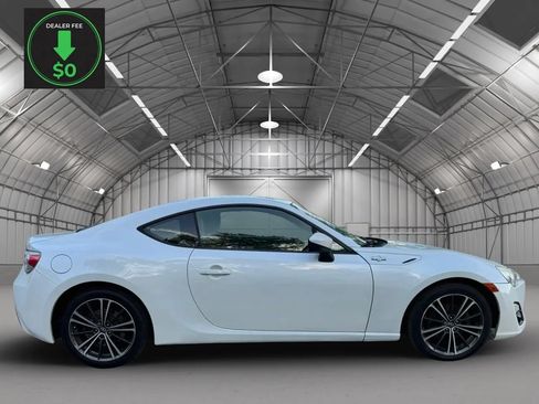 Used 2013 Scion FR-S RWD image 6