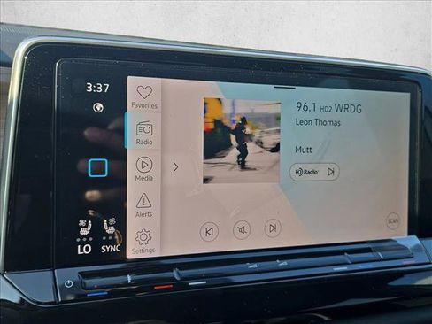 New 2026 Volkswagen Atlas SE FWD image 13