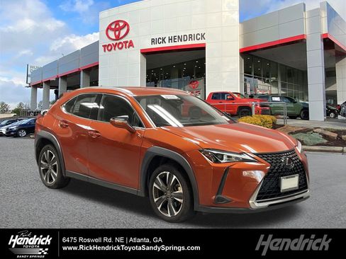 Used 2022 Lexus UX 200 image 1