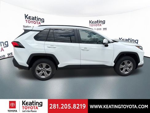 Used 2025 Toyota RAV4 XLE image 8
