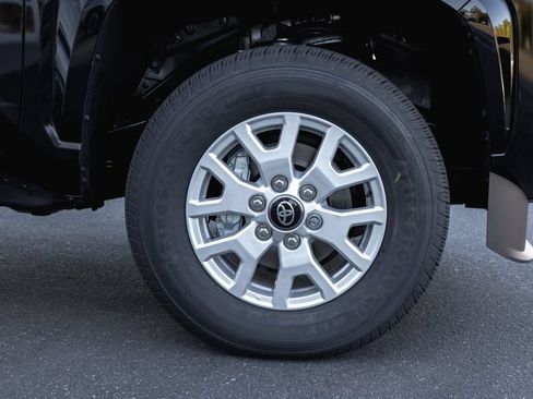New 2026 Toyota Tacoma SR5 AWD/4WD image 4