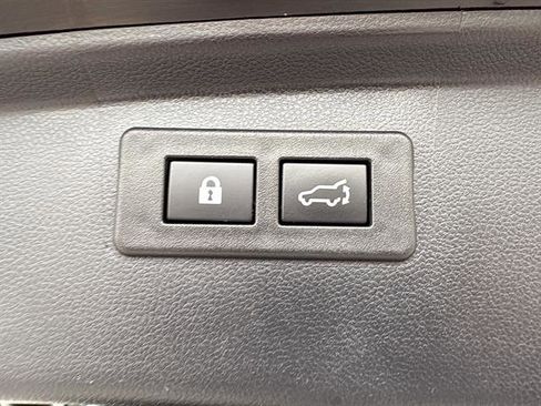 Used 2021 Subaru Outback Premium image 12