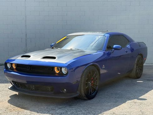 Used 2021 Dodge Challenger R/T Scat Pack RWD image 1