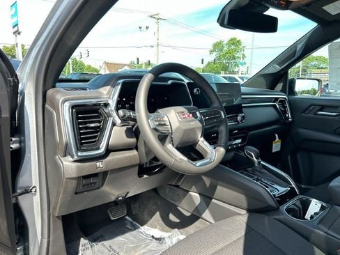 New 2026 GMC Canyon Elevation w/ Convenience Package RWD image 19