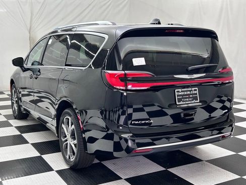 New 2026 Chrysler Pacifica Pinnacle image 6