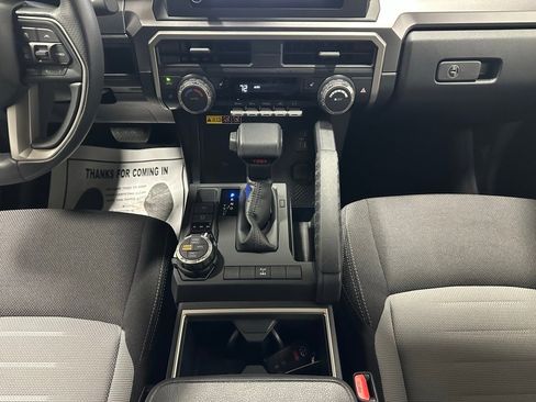 Used 2025 Toyota 4Runner TRD Off-Road image 36