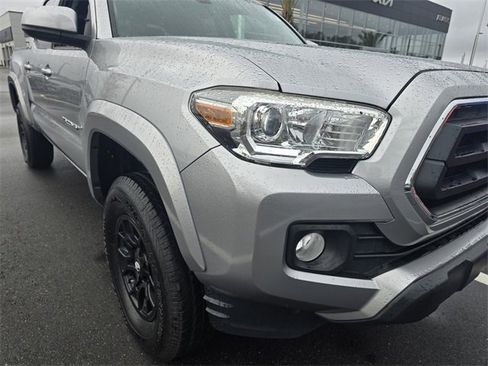 Used 2020 Toyota Tacoma SR5 image 20