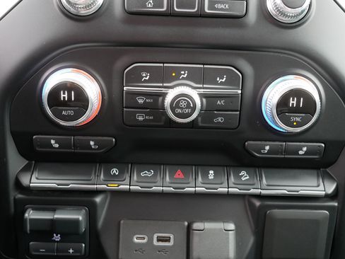 Used 2021 GMC Sierra 1500 Elevation w/ X31 Off-Road Package image 23