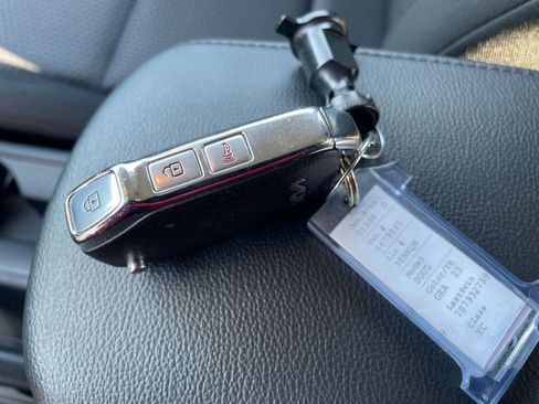 Used 2025 Kia Soul LX w/ LX Technology Package image 27