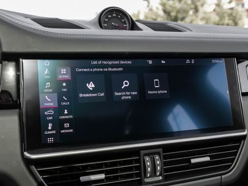 Used 2020 Porsche Cayenne Turbo image 34