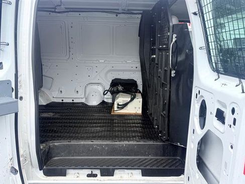 Used 2014 Ford E-350 and Econoline 350 Super Duty RWD image 26