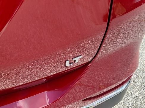 Used 2021 Chevrolet Equinox LT FWD image 30