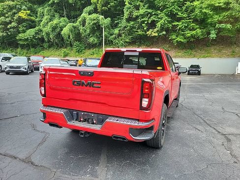 Used 2024 GMC Sierra 1500 Elevation w/ Elevation Premium Package AWD/4WD image 10