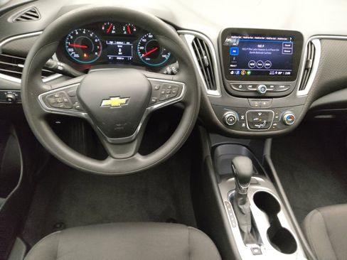 Used 2023 Chevrolet Malibu LS FWD image 22