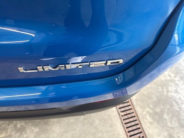 Used 2025 Jeep Compass Limited AWD/4WD image 14