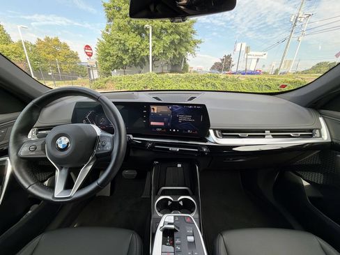 Used 2026 BMW X1 xDrive28i w/ Technology Package AWD/4WD image 18