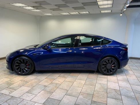Used 2022 Tesla Model 3 Performance image 4